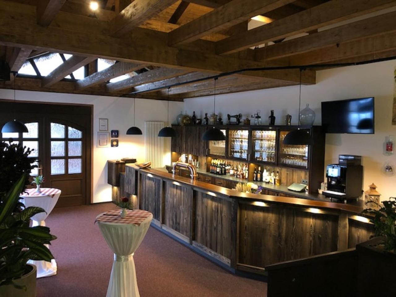 Hotel Friedchen Mit Eigener Fleischerei Artern Exterior photo